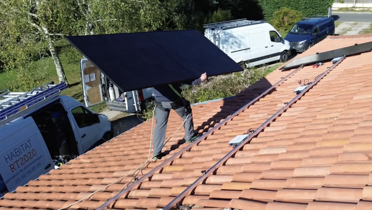 Installation de panneaux hybrides Dualsun à Cestas en Gironde